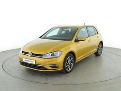Gelb Gebraucht 2018 VW Golf VII Sound Limousine | 14.470 € (Guter Preis)