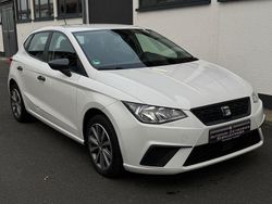 Weiß Gebraucht 2018 Seat Ibiza Reference Limousine | 6.900 €