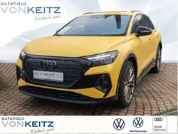 Grau Gebraucht 2023 Audi Q4 e-tron Ambiente SUV | 43.990 € (Teuer)