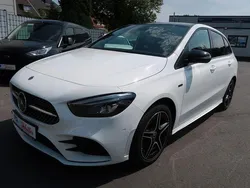 Polarweiss Gebraucht 2021 Mercedes B250e AMG Van / Kleinbus | 21.800 € (Etwas zu teuer)
