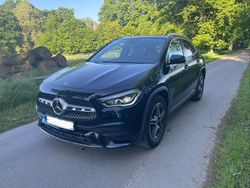 Schwarz Gebraucht 2020 Mercedes GLA250 AMG line SUV | 29.600 € (Guter Preis)