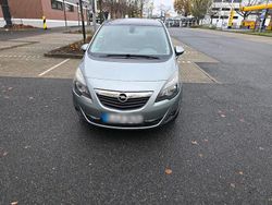 Silber Gebraucht 2011 Opel Meriva Van / Kleinbus | 3.750 € (Fairer Preis)