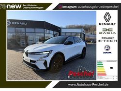 Weiss 369 + schwarz gne Gebraucht 2023 Renault Mégane IV Techno Kleinwagen | 23.990 € (Superpreis)