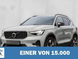 Grün metallic Gebraucht 2023 Volvo XC40 Plus SUV | 36.400 € (Fairer Preis)