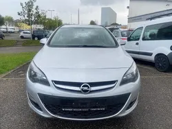 Silber Gebraucht 2014 Opel Astra Style Kombi | 2.790 € (Fairer Preis)