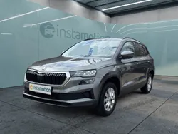 Grau Gebraucht 2023 Skoda Karoq Ambition SUV | 23.699 € (Fairer Preis)