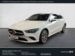 Polarweis (weiß) Gebraucht 2022 Mercedes CLA250e Shooting Brake Kombi | 25.450 € (Guter Preis)