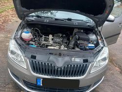 Braun Gebraucht 2012 Skoda Roomster Van / Kleinbus | 5.100 €