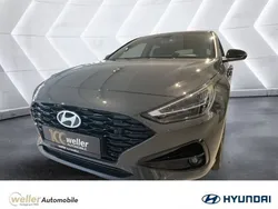 Grau Neu 2025 Hyundai i30 Advantage Limousine | 24.360 € (Fairer Preis)