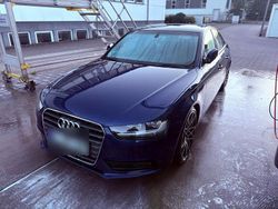 Blau Gebraucht 2012 Audi A4 Limousine | 9.250 € (Fairer Preis)