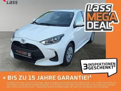 Super white 2 Gebraucht 2022 Toyota Yaris Comfort Kleinwagen | 12.980 € (Guter Preis)