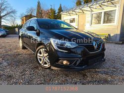 Schwarz Gebraucht 2017 Renault Mégane IV Limousine | 8.990 € (Fairer Preis)
