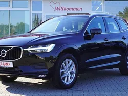 Onyx black (metallic) Gebraucht 2017 Volvo XC60 Momentum SUV | 29.990 € (Fairer Preis)