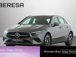 Grau Gebraucht 2024 Mercedes A180 Progressive Limousine | 27.390 € (Guter Preis)