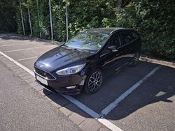 Schwarz Gebraucht 2016 Ford Focus ST Kombi | 10.800 € (Fairer Preis)