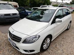 Calcitweiss unilack Gebraucht 2013 Mercedes B180 Van / Kleinbus | 9.470 € (Fairer Preis)