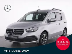 Helvinsilber metallic Gebraucht 2025 Mercedes T180 Progressive Van / Kleinbus | 31.345 € (Fairer Preis)