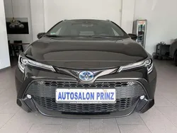 Schwarz Gebraucht 2021 Toyota Corolla Hybrid Team Kombi | 20.890 € (Fairer Preis)