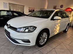 Weiß Gebraucht 2018 VW Golf VII Comfortline Kombi | 12.850 € (Fairer Preis)