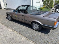 Bronze Gebraucht 1990 BMW 320 Cabriolet Cabrio | 9.900 €