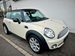 Weiß Gebraucht 2009 Mini Cooper Kleinwagen | 3.999 € (Teuer)