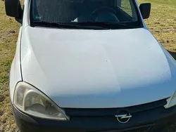 Weiß Gebraucht 2009 Opel Combo Van / Kleinbus | 1.500 € (Superpreis)