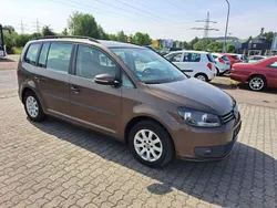 Braun Gebraucht 2012 VW Touran Highline Van / Kleinbus | 8.390 € (Fairer Preis)