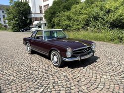 Rot Gebraucht 1967 Mercedes 230 Cabrio | 69.950 €