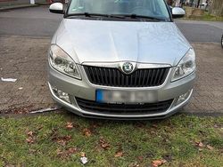 Silber Gebraucht 2011 Skoda Fabia Family Kombi | 3.900 € (Fairer Preis)