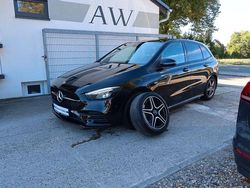 Schwarz Gebraucht 2020 Mercedes B180 AMG Van / Kleinbus | 18.100 € (Guter Preis)