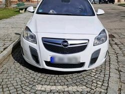 Weiß Gebraucht 2010 Opel Insignia OPC Limousine | 6.999 € (Fairer Preis)