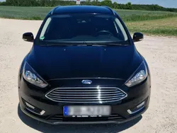Schwarz Gebraucht 2015 Ford Focus Titanium Kombi | 6.600 € (Fairer Preis)