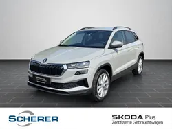 Stahlgrau Gebraucht 2022 Skoda Karoq Style SUV | 26.980 € (Fairer Preis)
