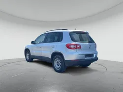 Silber Gebraucht 2009 VW Tiguan Trendline SUV | 6.900 € (Fairer Preis)