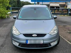 Grau Gebraucht 2009 Ford Galaxy Van / Kleinbus | 2.950 € (Guter Preis)