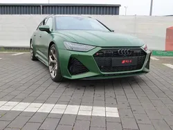 Grün (sonomagrün matteffektlack audi exclusive) Neu 2025 Audi RS6 Advanced Kombi | 163.954 € (Guter Preis)