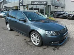 Grau Gebraucht 2016 Skoda Octavia Joy Kombi | 13.990 € (Etwas zu teuer)