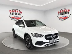 Polarweiss unilack Gebraucht 2023 Mercedes GLA180 SUV | 32.700 € (Etwas zu teuer)