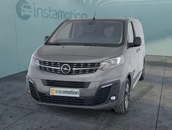 Grau Gebraucht 2023 Opel Zafira Life Van | 44.799 € (Etwas zu teuer)