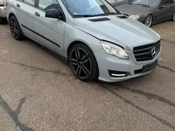 Weiß Gebraucht 2012 Mercedes R350 Van / Kleinbus | 14.500 € (Teuer)