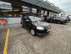 Schwarz Gebraucht 2006 VW Fox Kleinwagen | 1.600 € (Fairer Preis)