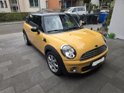 Gelb Gebraucht 2007 Mini Cooper D Kleinwagen | 4.500 € (Fairer Preis)