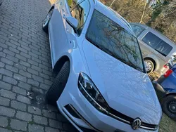 Weiß Gebraucht 2018 VW Golf VII Join Kombi | 10.999 € (Fairer Preis)