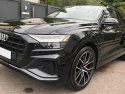Schwarz Gebraucht 2022 Audi Q8 S-Line SUV | 49.999 € (Guter Preis)