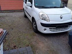 Weiß Gebraucht 2009 Renault Kangoo Privilege Van / Kleinbus | 3.200 € (Superpreis)