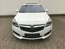 Weiß Gebraucht 2016 Opel Insignia OPC Kombi | 15.200 €