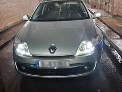 Grau Gebraucht 2025 Renault Laguna Kombi | 3.500 €