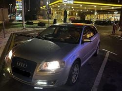 Grau Gebraucht 2006 Audi A3 Sportback Kleinwagen | 2.900 € (Fairer Preis)