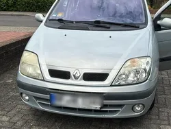 Grau Gebraucht 2001 Renault Scénic Van / Kleinbus | 750 €