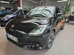 Pearl super black Neu 2024 Suzuki Swift Comfort+ Limousine | 18.990 €